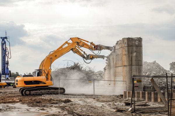 Silo Demolition in Bellingham